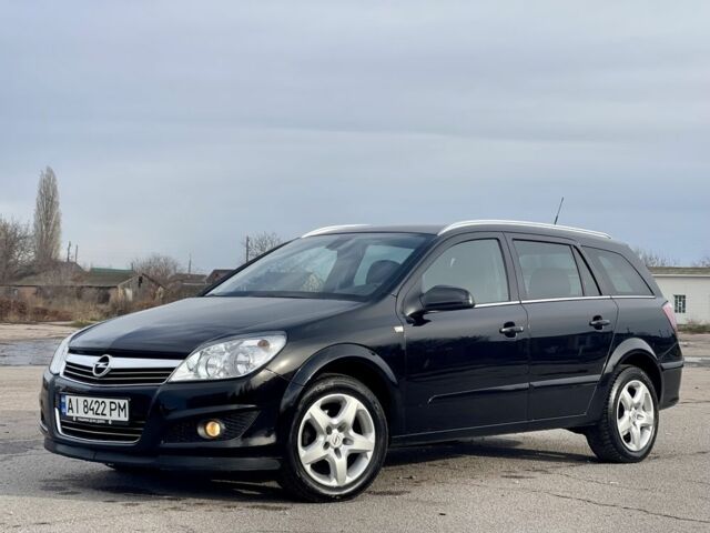 Черный Опель Астра, объемом двигателя 1.6 л и пробегом 239 тыс. км за 5350 $, фото 1 на Automoto.ua