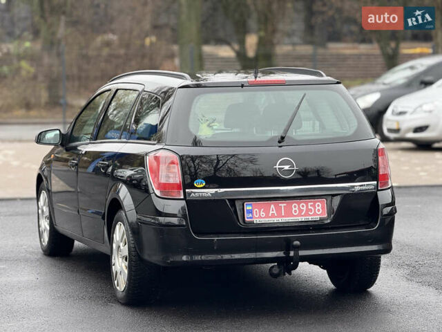 Чорний Опель Астра, об'ємом двигуна 1.6 л та пробігом 251 тис. км за 5200 $, фото 1 на Automoto.ua