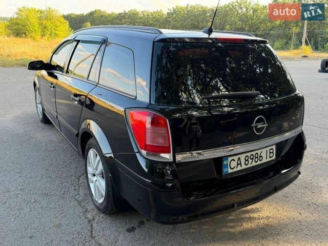Чорний Опель Астра, об'ємом двигуна 1.9 л та пробігом 252 тис. км за 4900 $, фото 11 на Automoto.ua
