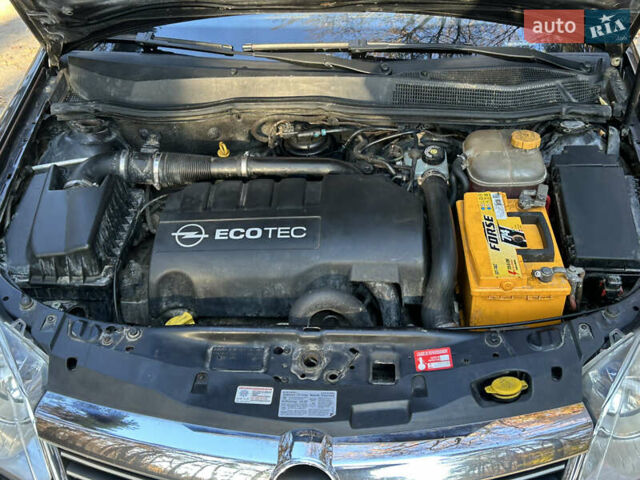 Чорний Опель Астра, об'ємом двигуна 1.3 л та пробігом 297 тис. км за 3999 $, фото 37 на Automoto.ua