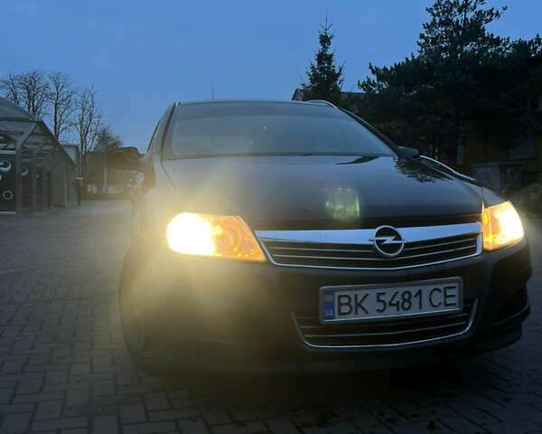Чорний Опель Астра, об'ємом двигуна 1.91 л та пробігом 369 тис. км за 3600 $, фото 2 на Automoto.ua