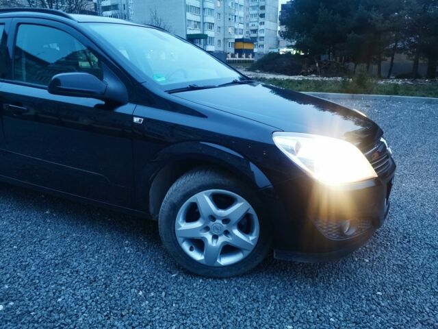 Чорний Опель Астра, об'ємом двигуна 1.6 л та пробігом 245 тис. км за 4950 $, фото 6 на Automoto.ua