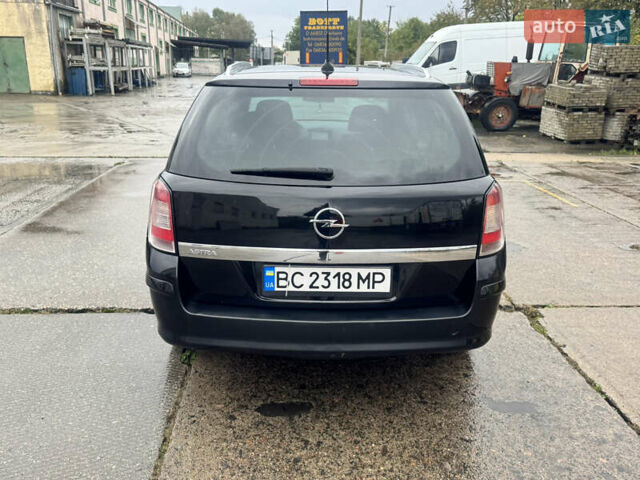 Черный Опель Астра, объемом двигателя 1.69 л и пробегом 300 тыс. км за 4500 $, фото 9 на Automoto.ua