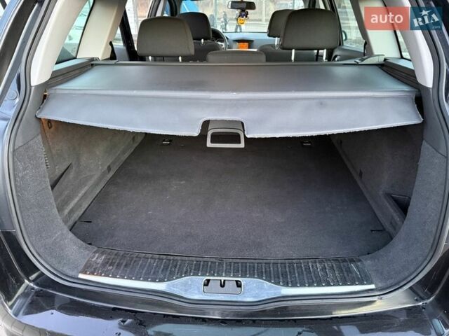 Чорний Опель Астра, об'ємом двигуна 1.6 л та пробігом 251 тис. км за 4399 $, фото 11 на Automoto.ua