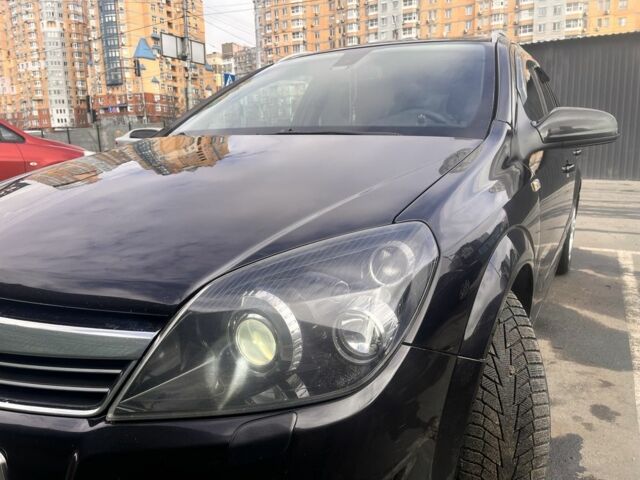 Черный Опель Астра, объемом двигателя 1.3 л и пробегом 350 тыс. км за 4500 $, фото 6 на Automoto.ua