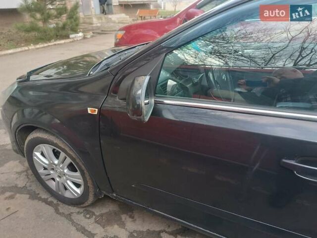 Чорний Опель Астра, об'ємом двигуна 1.7 л та пробігом 282 тис. км за 5000 $, фото 7 на Automoto.ua