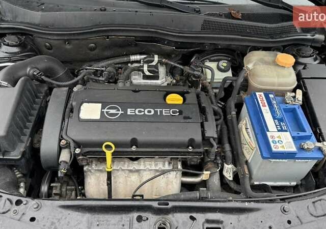 Чорний Опель Астра, об'ємом двигуна 1.6 л та пробігом 280 тис. км за 4600 $, фото 8 на Automoto.ua