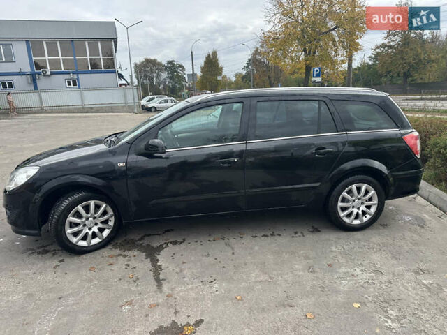 Черный Опель Астра, объемом двигателя 0 л и пробегом 260 тыс. км за 5700 $, фото 4 на Automoto.ua