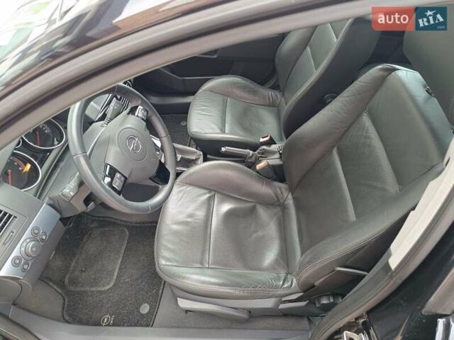 Черный Опель Астра, объемом двигателя 1.8 л и пробегом 239 тыс. км за 5800 $, фото 49 на Automoto.ua