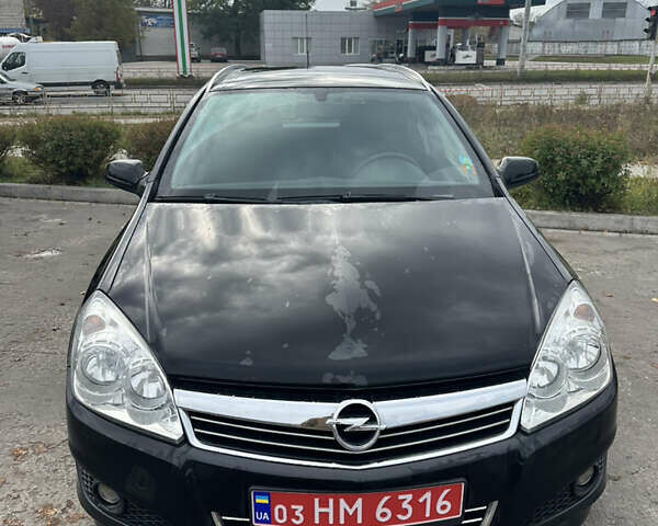 Черный Опель Астра, объемом двигателя 0 л и пробегом 260 тыс. км за 5700 $, фото 1 на Automoto.ua