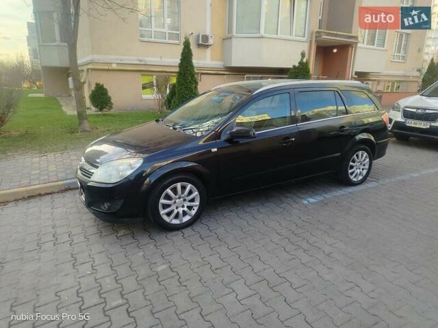 Черный Опель Астра, объемом двигателя 1.6 л и пробегом 281 тыс. км за 5150 $, фото 1 на Automoto.ua