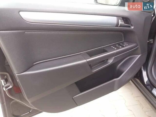 Черный Опель Астра, объемом двигателя 1.6 л и пробегом 191 тыс. км за 5550 $, фото 11 на Automoto.ua