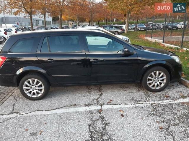 Черный Опель Астра, объемом двигателя 1.6 л и пробегом 191 тыс. км за 5550 $, фото 3 на Automoto.ua