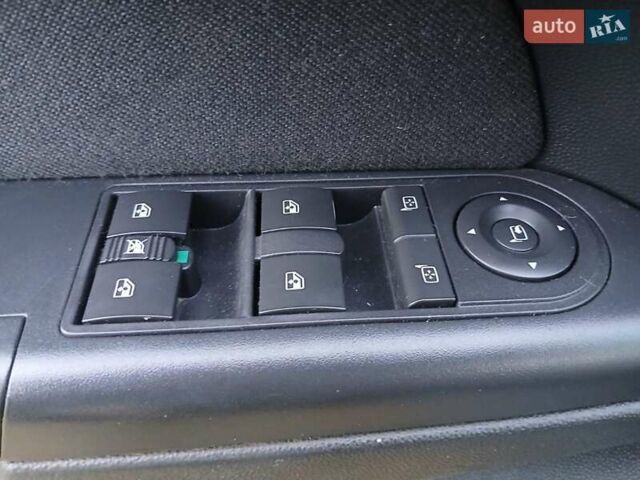 Черный Опель Астра, объемом двигателя 1.8 л и пробегом 177 тыс. км за 5199 $, фото 19 на Automoto.ua