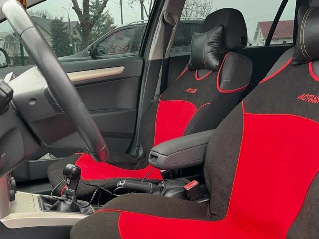 Черный Опель Астра, объемом двигателя 0 л и пробегом 260 тыс. км за 6200 $, фото 8 на Automoto.ua