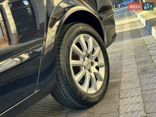 Черный Опель Астра, объемом двигателя 1.6 л и пробегом 180 тыс. км за 5499 $, фото 33 на Automoto.ua