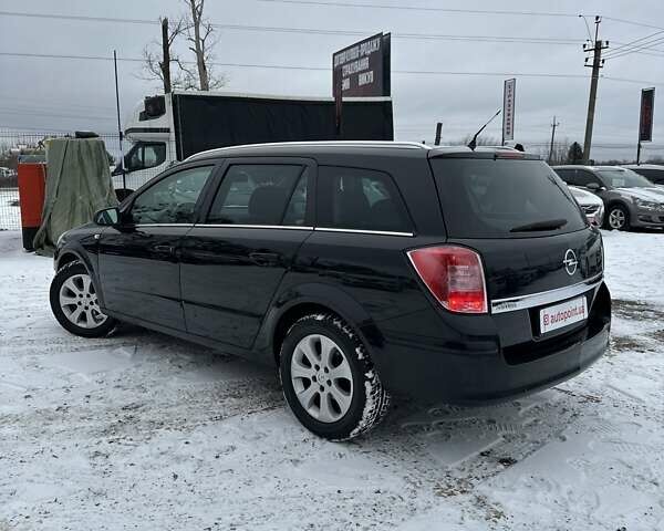 Чорний Опель Астра, об'ємом двигуна 1.6 л та пробігом 247 тис. км за 5800 $, фото 8 на Automoto.ua