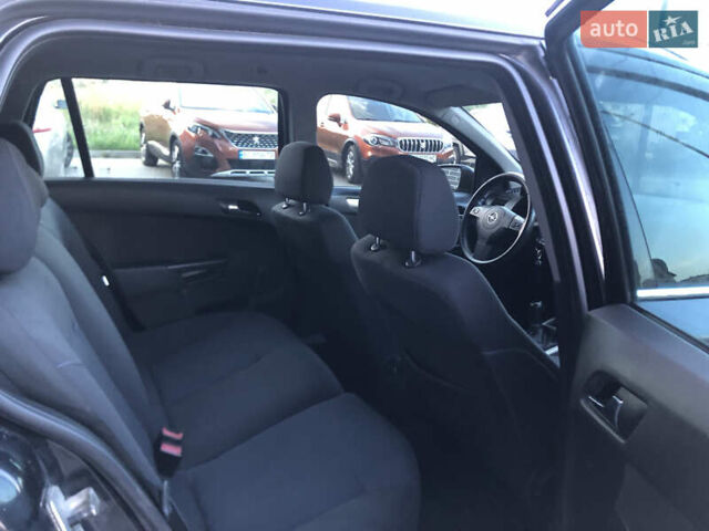 Чорний Опель Астра, об'ємом двигуна 1.7 л та пробігом 250 тис. км за 4750 $, фото 11 на Automoto.ua