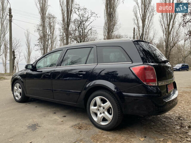 Черный Опель Астра, объемом двигателя 1.6 л и пробегом 194 тыс. км за 5800 $, фото 8 на Automoto.ua