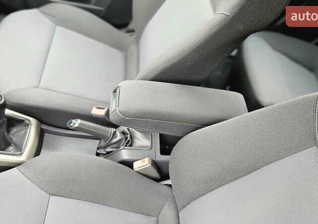 Черный Опель Астра, объемом двигателя 1.6 л и пробегом 209 тыс. км за 5850 $, фото 47 на Automoto.ua