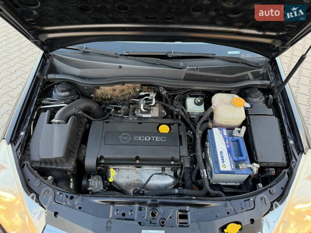 Опель Астра 2008 в Луцке на Automoto.ua Черный Опель Астра, объемом двигателя 1.6 л и пробегом 203 тыс. км за 4550 $, фото 7 на Automoto.ua