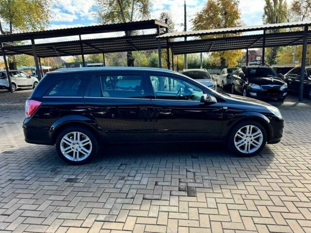 Черный Опель Астра, объемом двигателя 1.6 л и пробегом 237 тыс. км за 6100 $, фото 9 на Automoto.ua