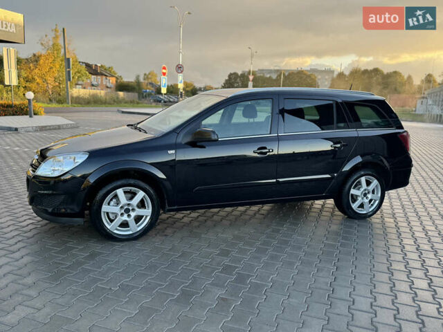 Черный Опель Астра, объемом двигателя 1.6 л и пробегом 180 тыс. км за 5000 $, фото 11 на Automoto.ua