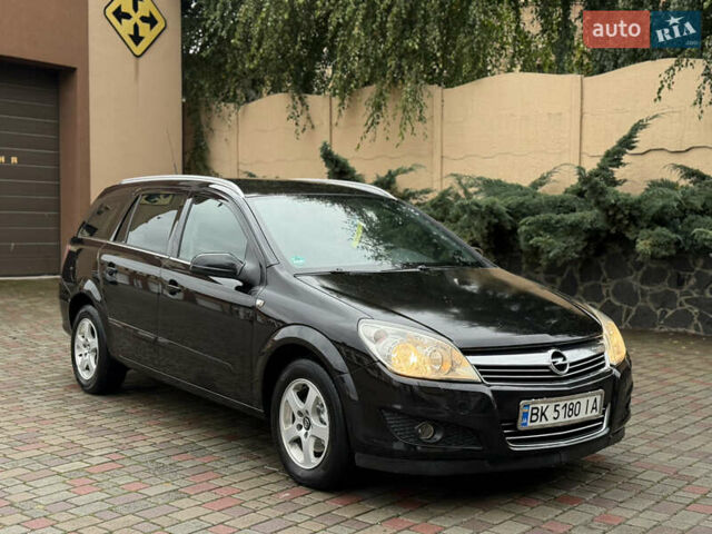 Опель Астра 2008 в Ровно на Automoto.ua Черный Опель Астра, объемом двигателя 1.7 л и пробегом 330 тыс. км за 4300 $, фото 8 на Automoto.ua