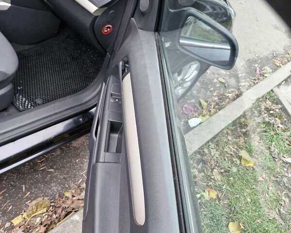 Чорний Опель Астра, об'ємом двигуна 1.6 л та пробігом 280 тис. км за 6100 $, фото 17 на Automoto.ua