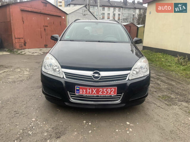 Черный Опель Астра, объемом двигателя 1.6 л и пробегом 206 тыс. км за 4900 $, фото 5 на Automoto.ua