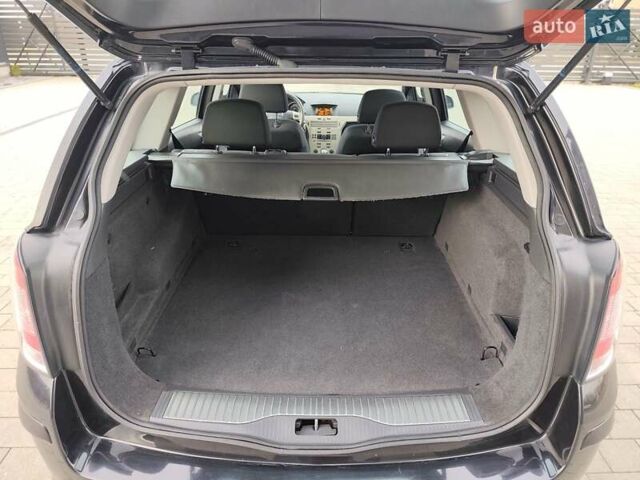 Чорний Опель Астра, об'ємом двигуна 1.6 л та пробігом 217 тис. км за 5600 $, фото 25 на Automoto.ua