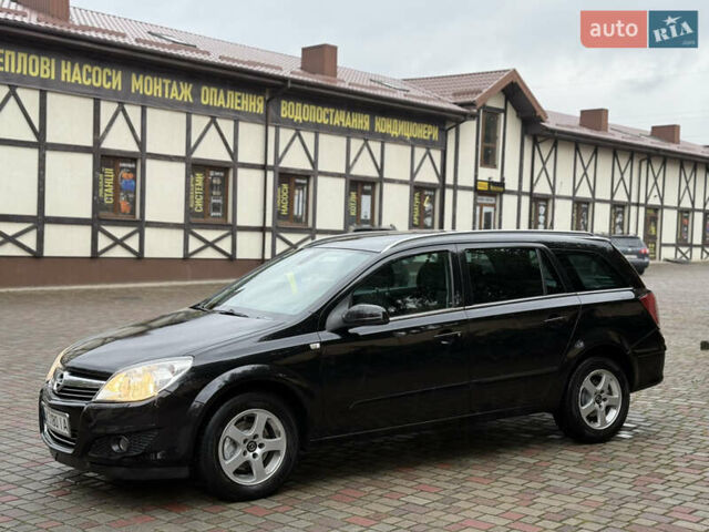 Черный Опель Астра, объемом двигателя 1.69 л и пробегом 330 тыс. км за 4700 $, фото 11 на Automoto.ua