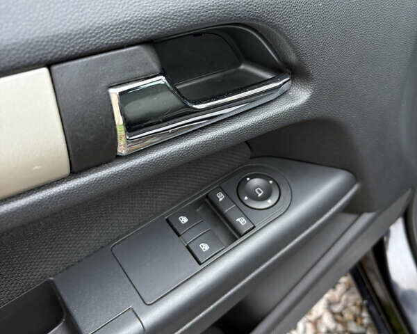 Черный Опель Астра, объемом двигателя 1.6 л и пробегом 208 тыс. км за 5600 $, фото 15 на Automoto.ua