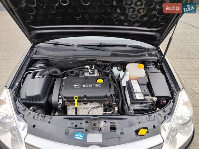 Чорний Опель Астра, об'ємом двигуна 1.6 л та пробігом 217 тис. км за 5600 $, фото 31 на Automoto.ua