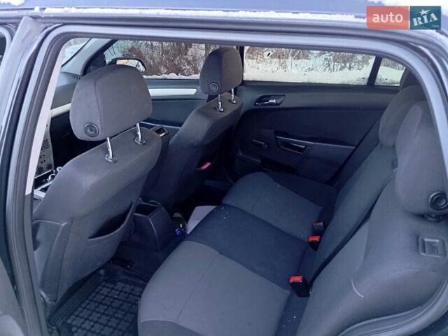 Чорний Опель Астра, об'ємом двигуна 1.7 л та пробігом 480 тис. км за 5500 $, фото 12 на Automoto.ua