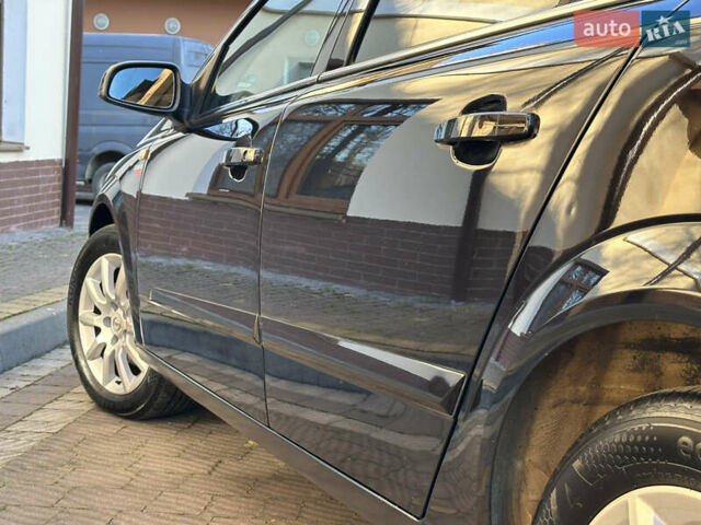 Черный Опель Астра, объемом двигателя 1.6 л и пробегом 180 тыс. км за 5499 $, фото 51 на Automoto.ua