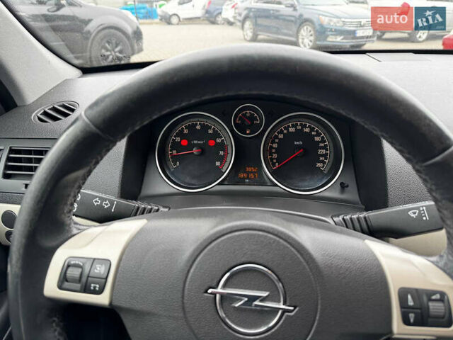 Опель Астра 2008 в Днепре (Днепропетровске) на Automoto.ua Черный Опель Астра, объемом двигателя 1.6 л и пробегом 189 тыс. км за 5900 $, фото 12 на Automoto.ua