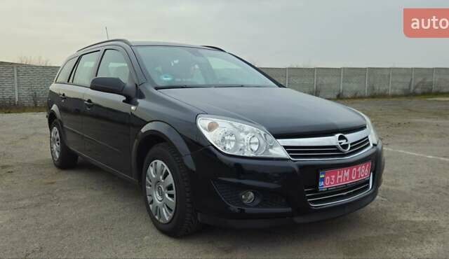 Черный Опель Астра, объемом двигателя 1.6 л и пробегом 210 тыс. км за 5850 $, фото 60 на Automoto.ua
