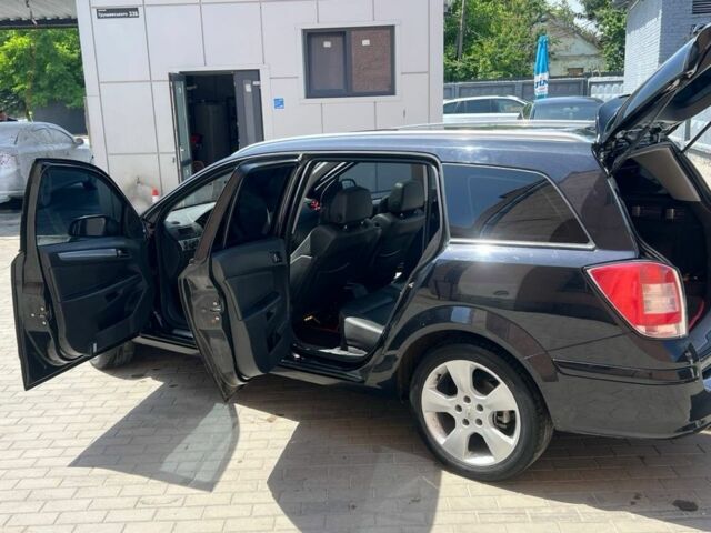 Чорний Опель Астра, об'ємом двигуна 1.6 л та пробігом 224 тис. км за 5200 $, фото 2 на Automoto.ua