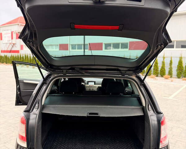 Чорний Опель Астра, об'ємом двигуна 1.8 л та пробігом 320 тис. км за 5400 $, фото 45 на Automoto.ua