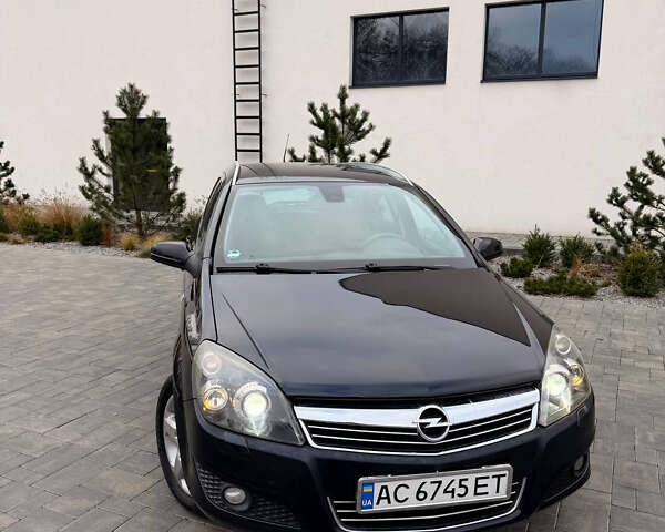 Чорний Опель Астра, об'ємом двигуна 1.8 л та пробігом 320 тис. км за 5400 $, фото 4 на Automoto.ua