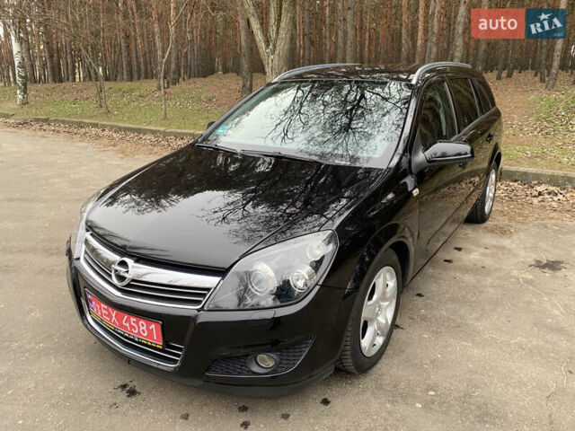 Черный Опель Астра, объемом двигателя 1.6 л и пробегом 194 тыс. км за 5800 $, фото 13 на Automoto.ua