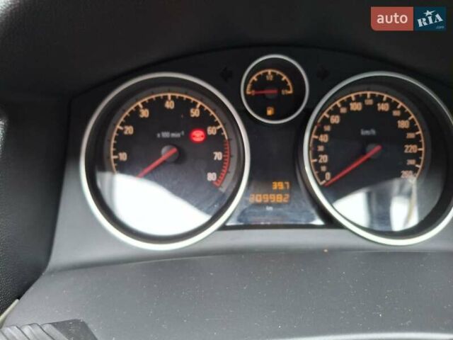 Чорний Опель Астра, об'ємом двигуна 1.6 л та пробігом 210 тис. км за 5950 $, фото 23 на Automoto.ua