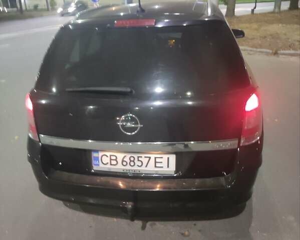 Черный Опель Астра, объемом двигателя 1.9 л и пробегом 260 тыс. км за 5800 $, фото 3 на Automoto.ua
