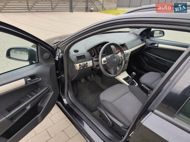 Чорний Опель Астра, об'ємом двигуна 1.6 л та пробігом 217 тис. км за 5400 $, фото 13 на Automoto.ua