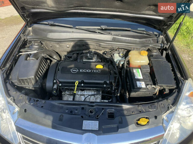 Чорний Опель Астра, об'ємом двигуна 1.6 л та пробігом 198 тис. км за 5250 $, фото 17 на Automoto.ua