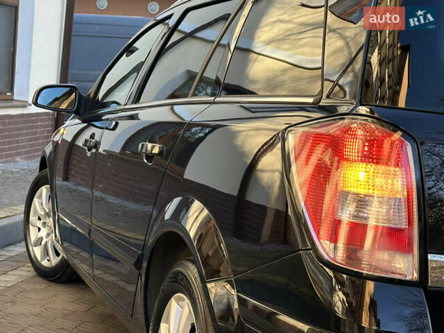 Черный Опель Астра, объемом двигателя 1.6 л и пробегом 180 тыс. км за 5499 $, фото 49 на Automoto.ua