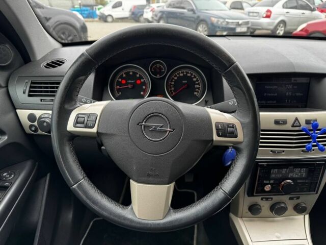 Чорний Опель Астра, об'ємом двигуна 1.6 л та пробігом 189 тис. км за 5900 $, фото 9 на Automoto.ua