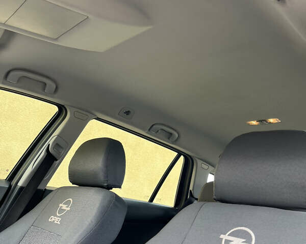 Чорний Опель Астра, об'ємом двигуна 1.4 л та пробігом 218 тис. км за 5100 $, фото 7 на Automoto.ua