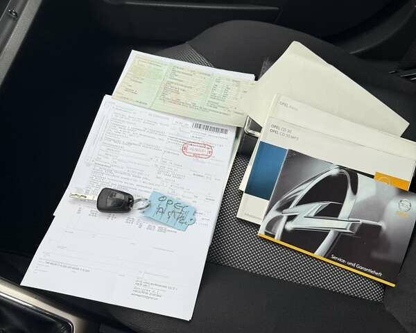 Чорний Опель Астра, об'ємом двигуна 1.6 л та пробігом 241 тис. км за 5499 $, фото 49 на Automoto.ua